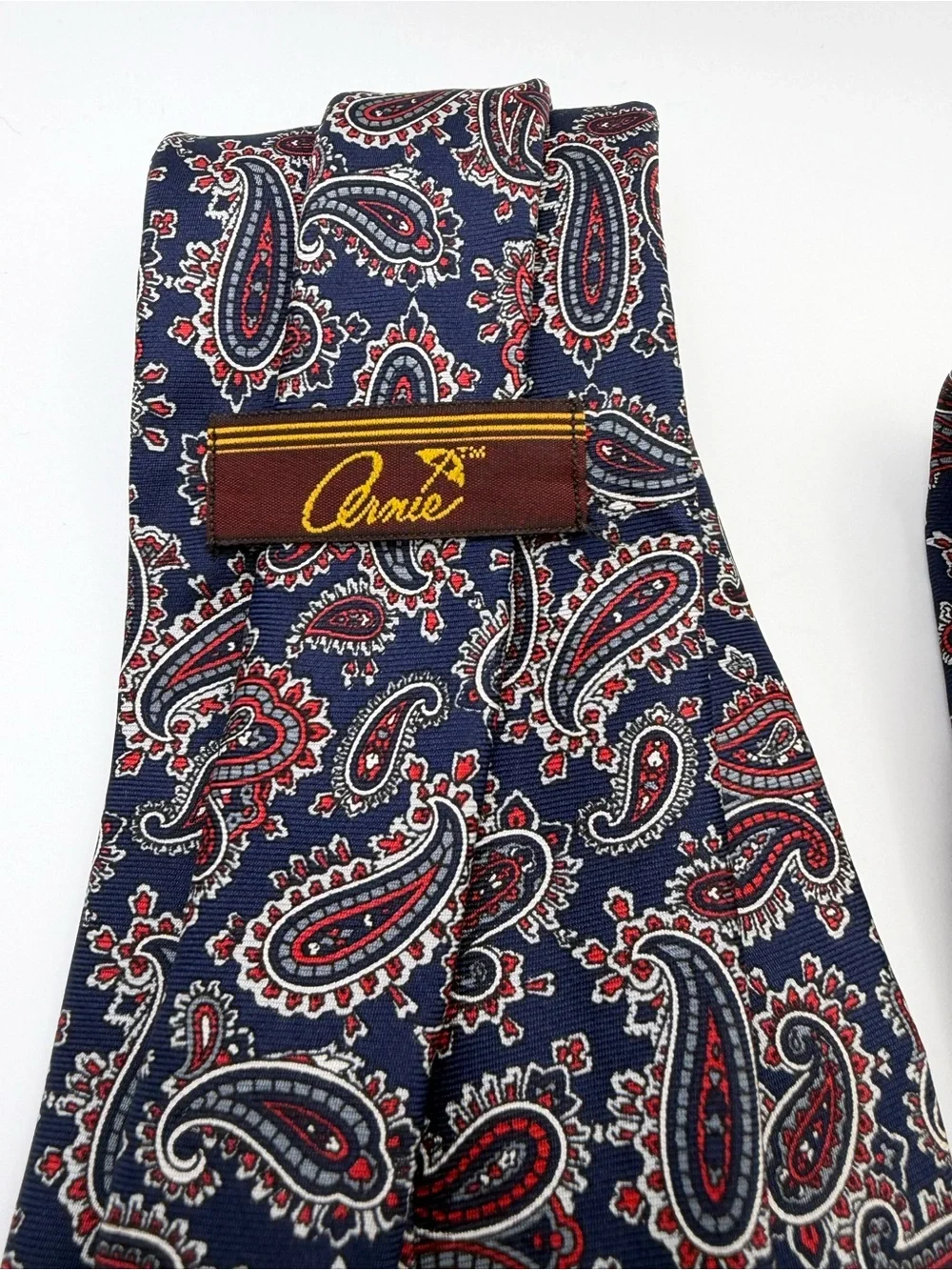 Arnie (Palmer) Men’s Paisley Necktie Navy Blue Red Gray Classic Wide Tie